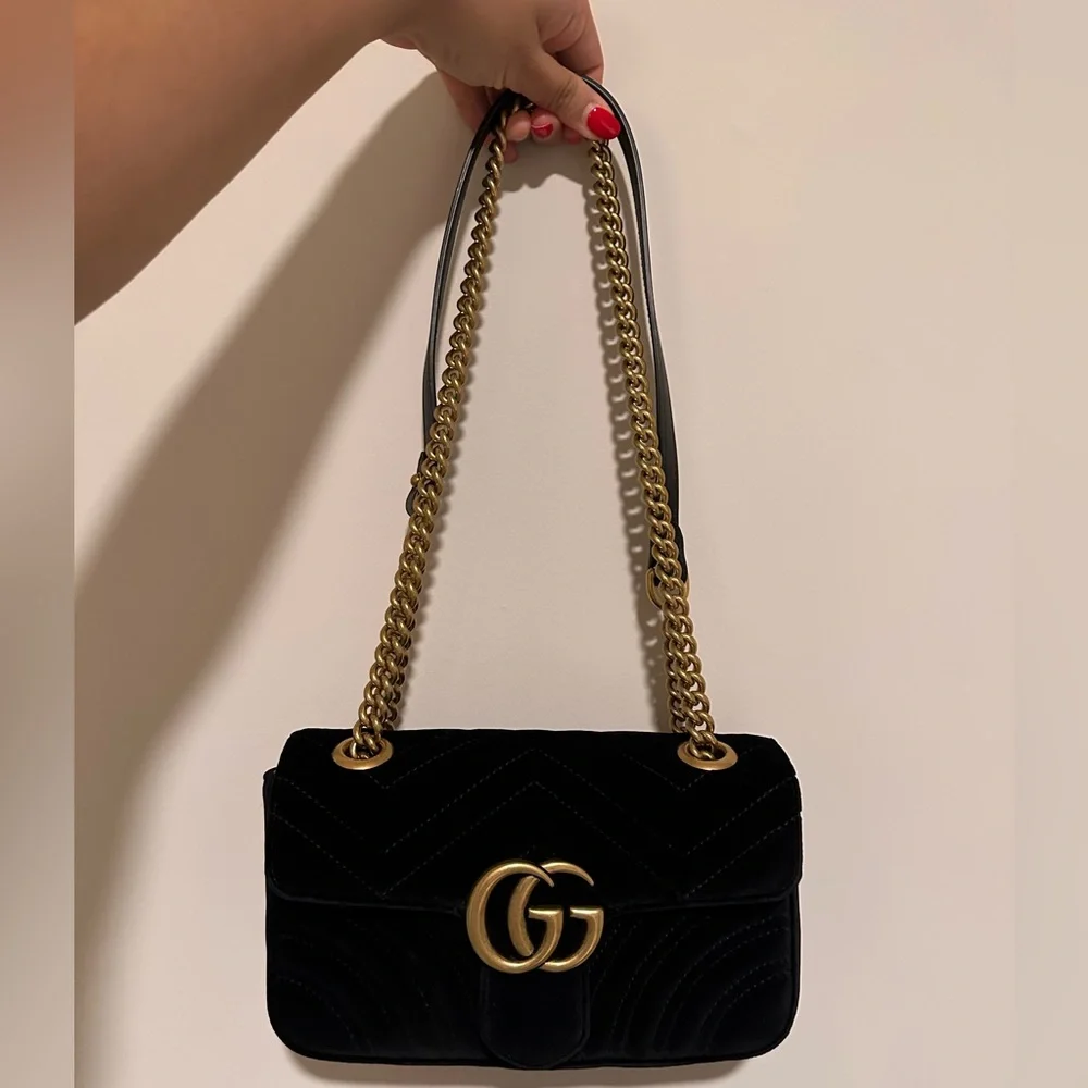 GUCCI Velvet GG Marmont Small Metelasse Shoulder Bag - Picture 3 of 10